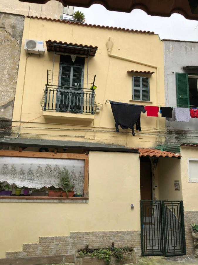 Appartamento Chalet del Centro Napoli Esterno foto