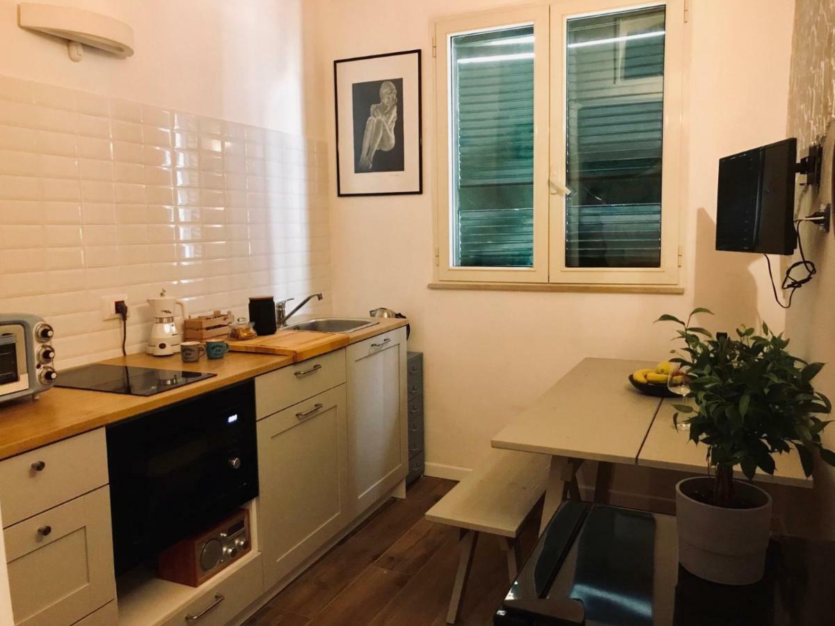 Appartamento Chalet del Centro Napoli Esterno foto